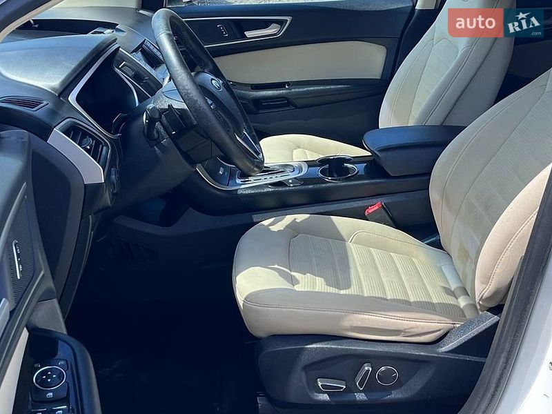 Позашляховик / Кросовер Ford Edge 2017 в Луцьку фото 9 Позашляховик / Кросовер Ford Edge 2017 в Луцьку