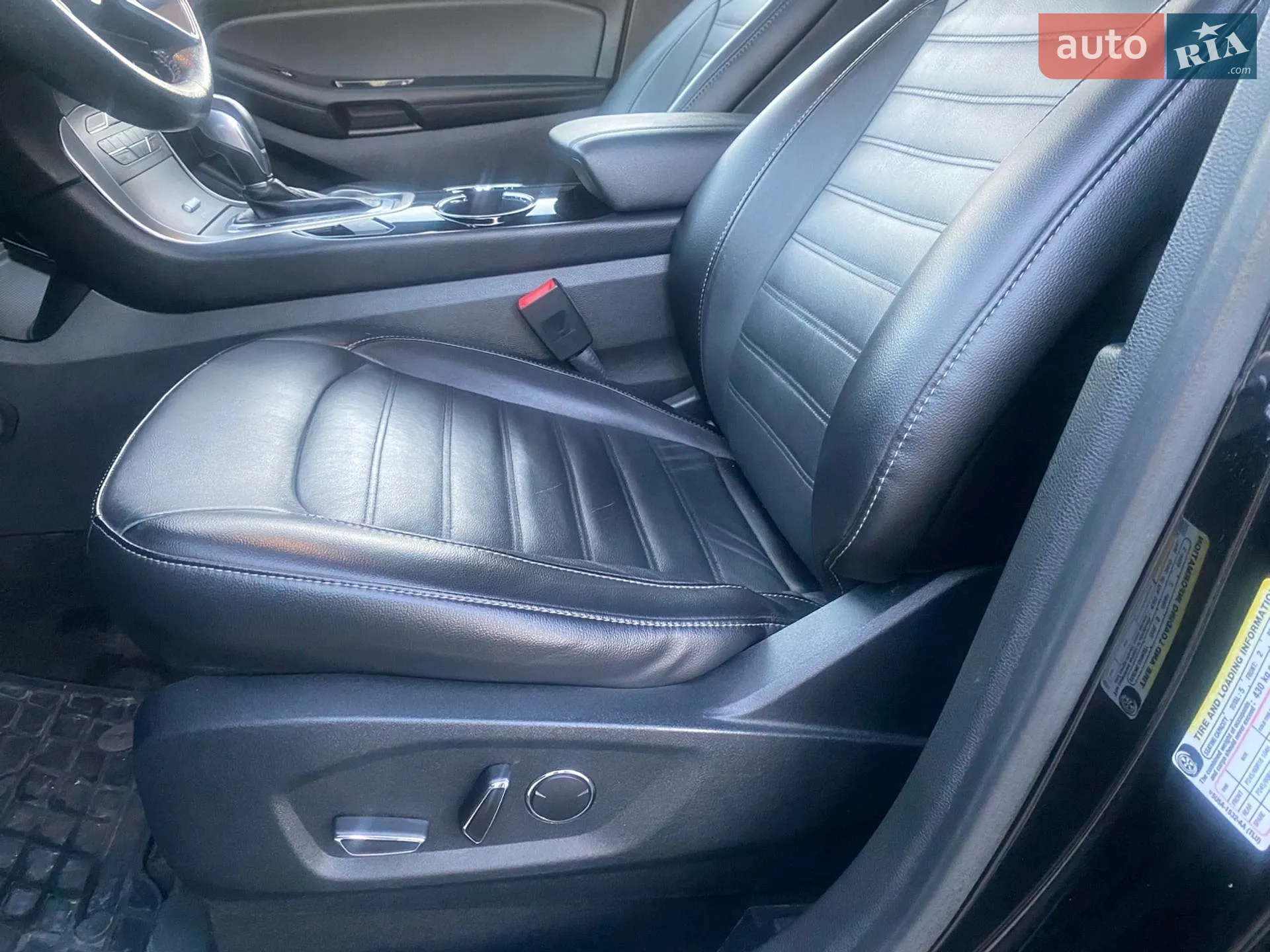2017 Ford Edge - мініатюра 35