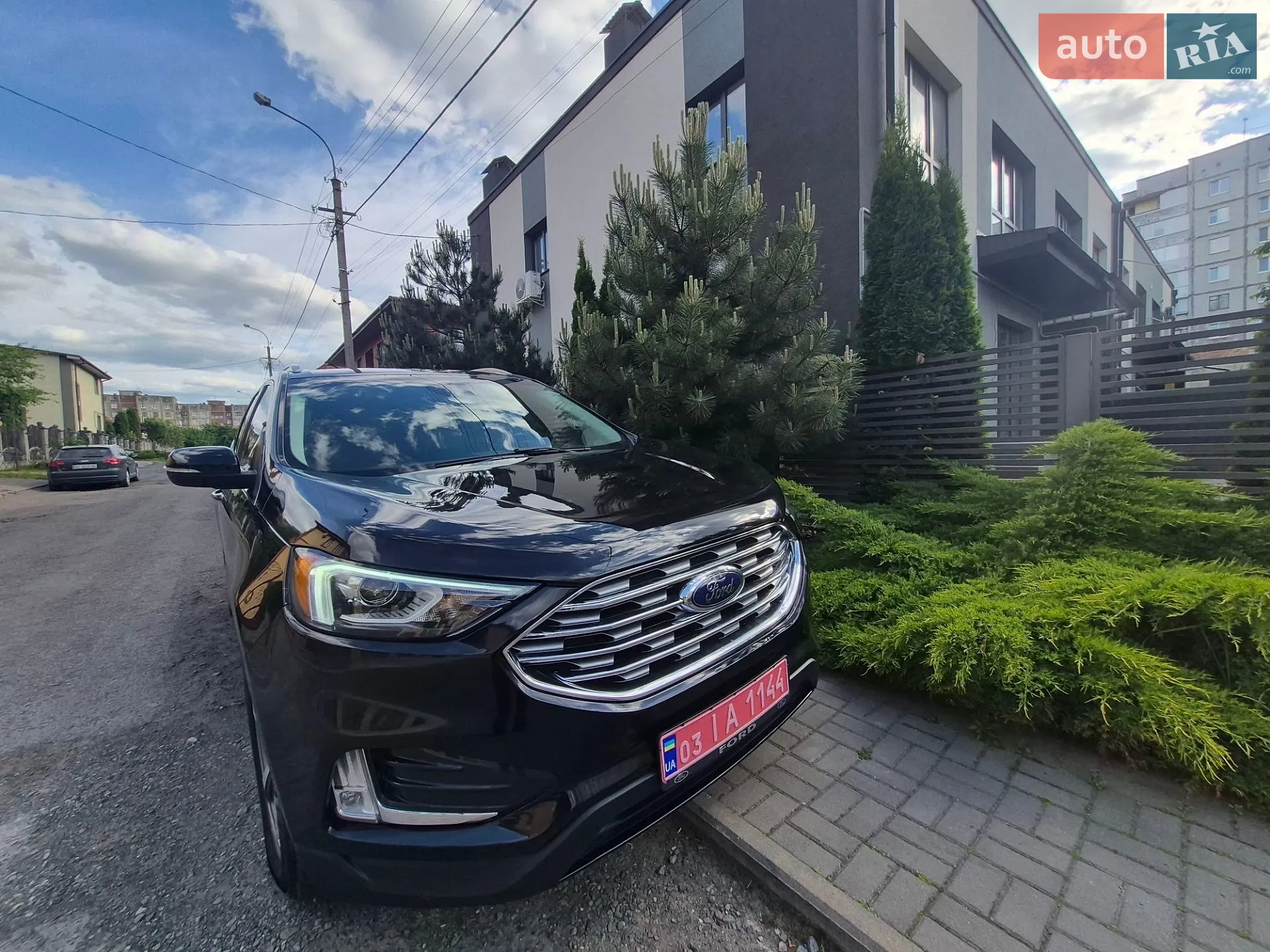 2019 Ford Edge - фото 1