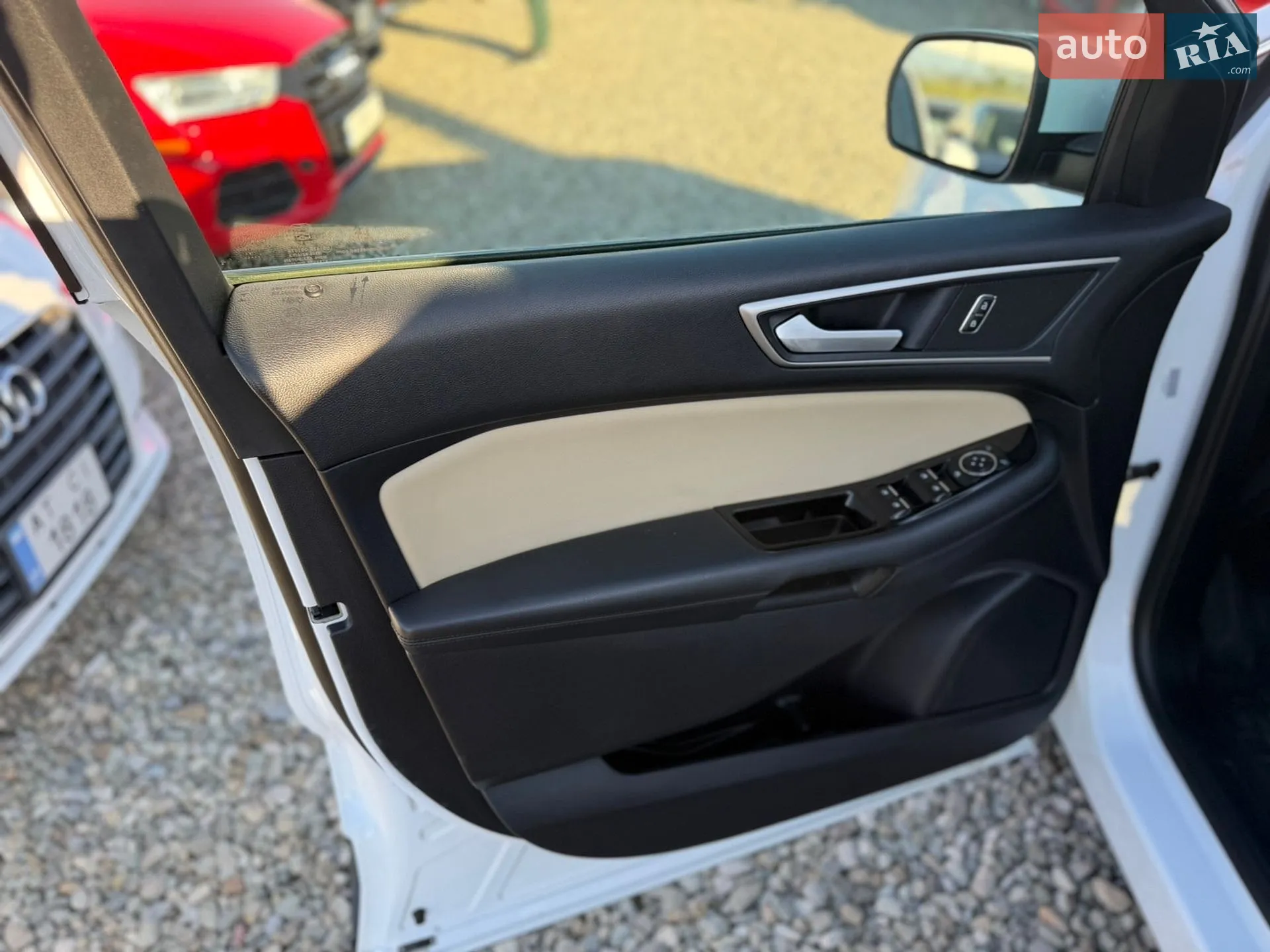 2019 Ford Edge - мініатюра 18