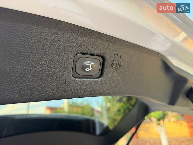 Позашляховик / Кросовер Ford Edge 2020 в Рівному