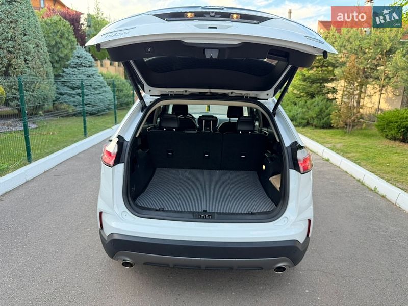 Позашляховик / Кросовер Ford Edge 2020 в Рівному