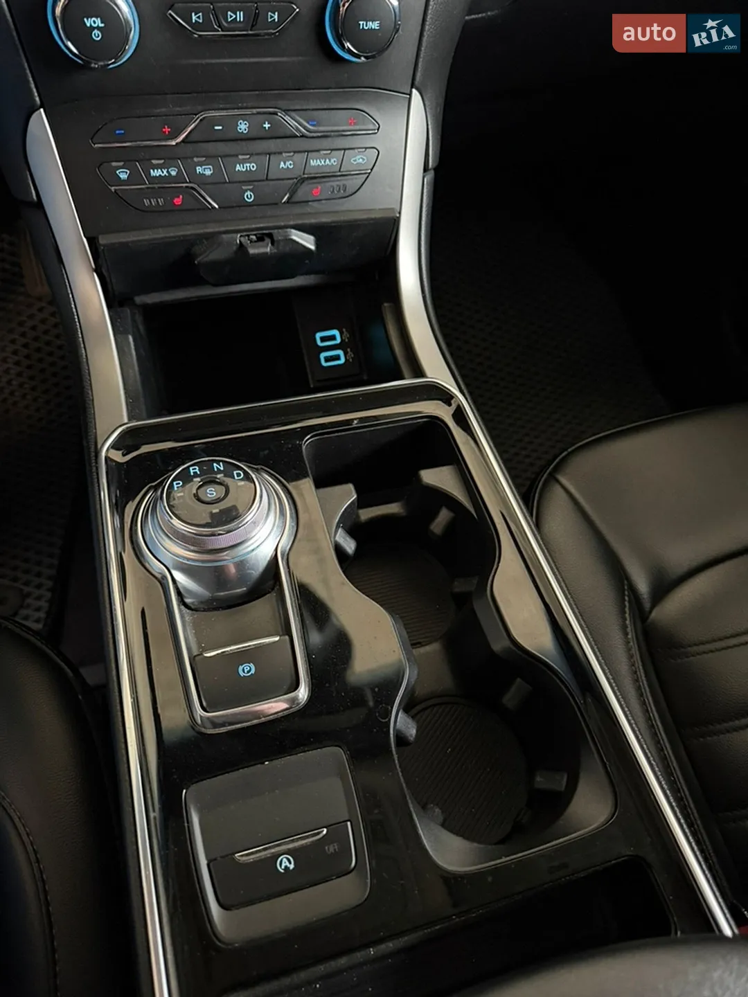 2019 Ford Edge - мініатюра 10