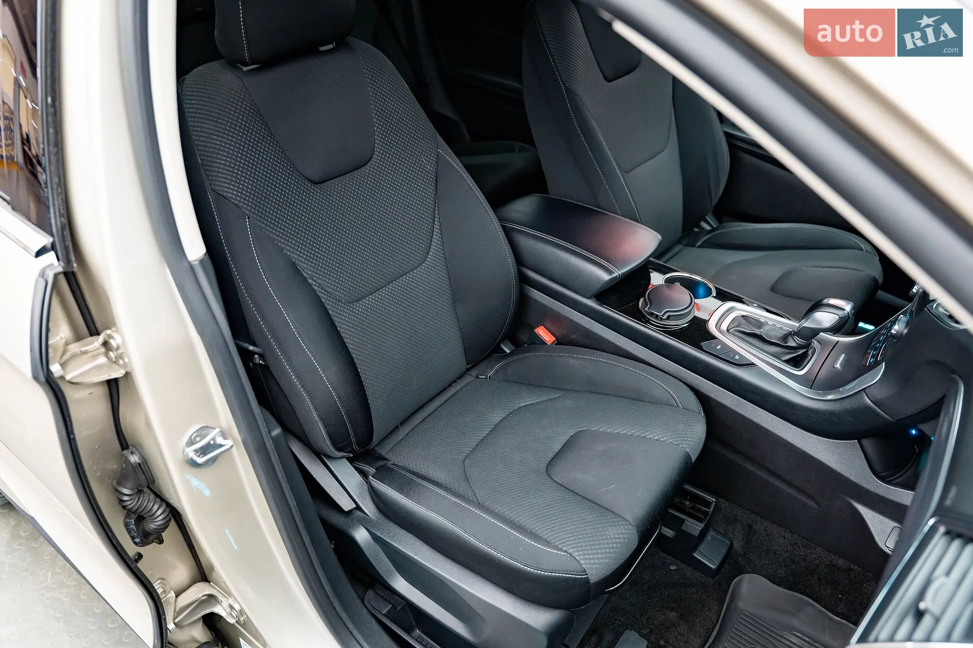 2017 Ford Edge - мініатюра 23