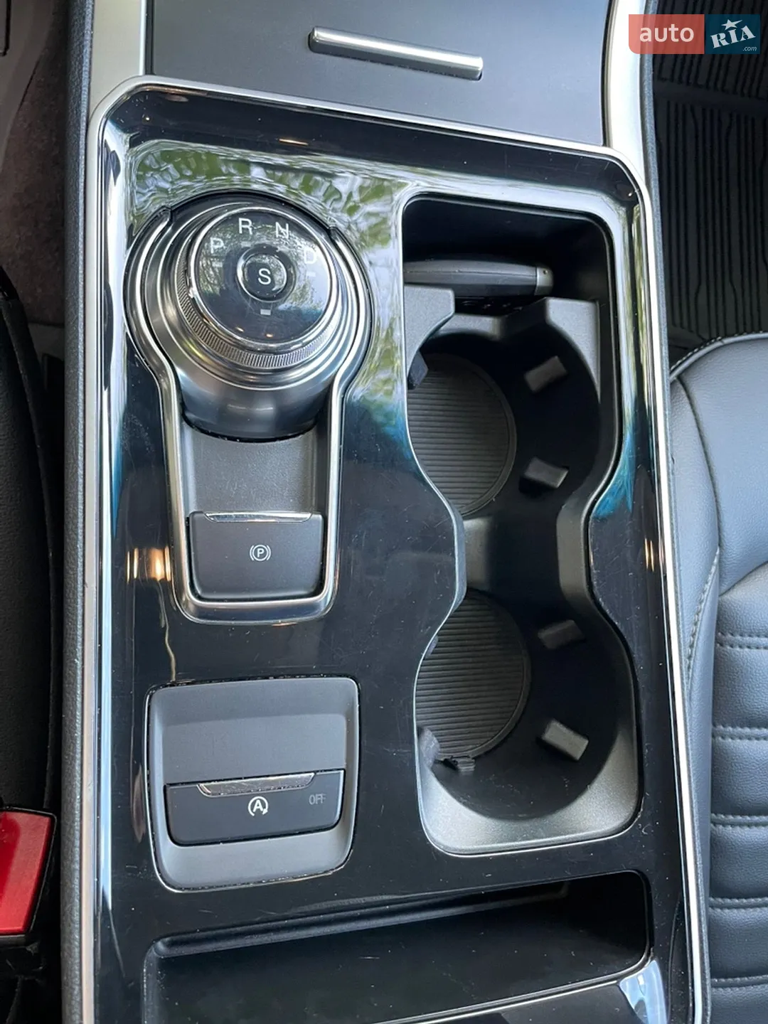 2020 Ford Edge - мініатюра 16