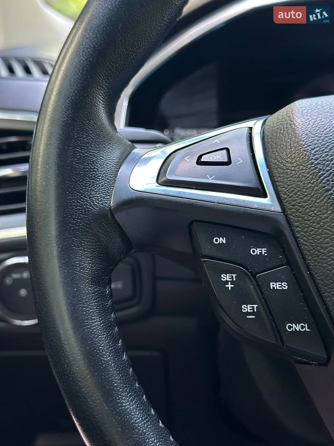 2017 Ford Edge - мініатюра 29