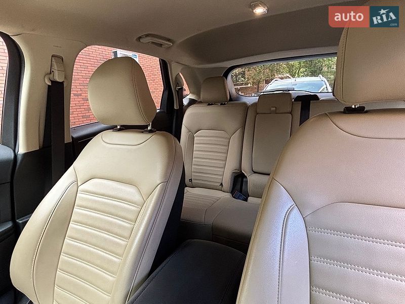 Позашляховик / Кросовер Ford Edge 2019 в Києві