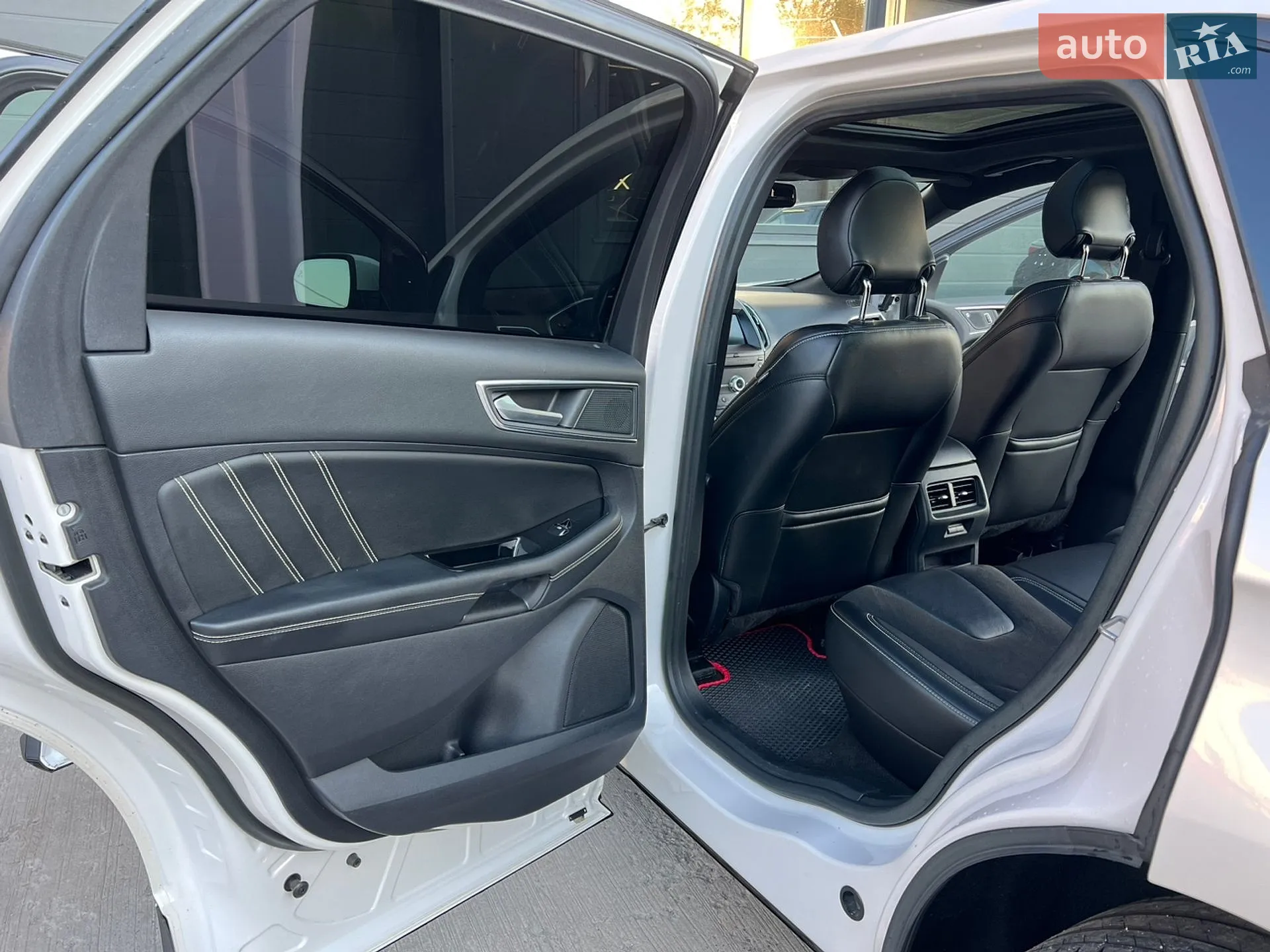 2019 Ford Edge - мініатюра 29