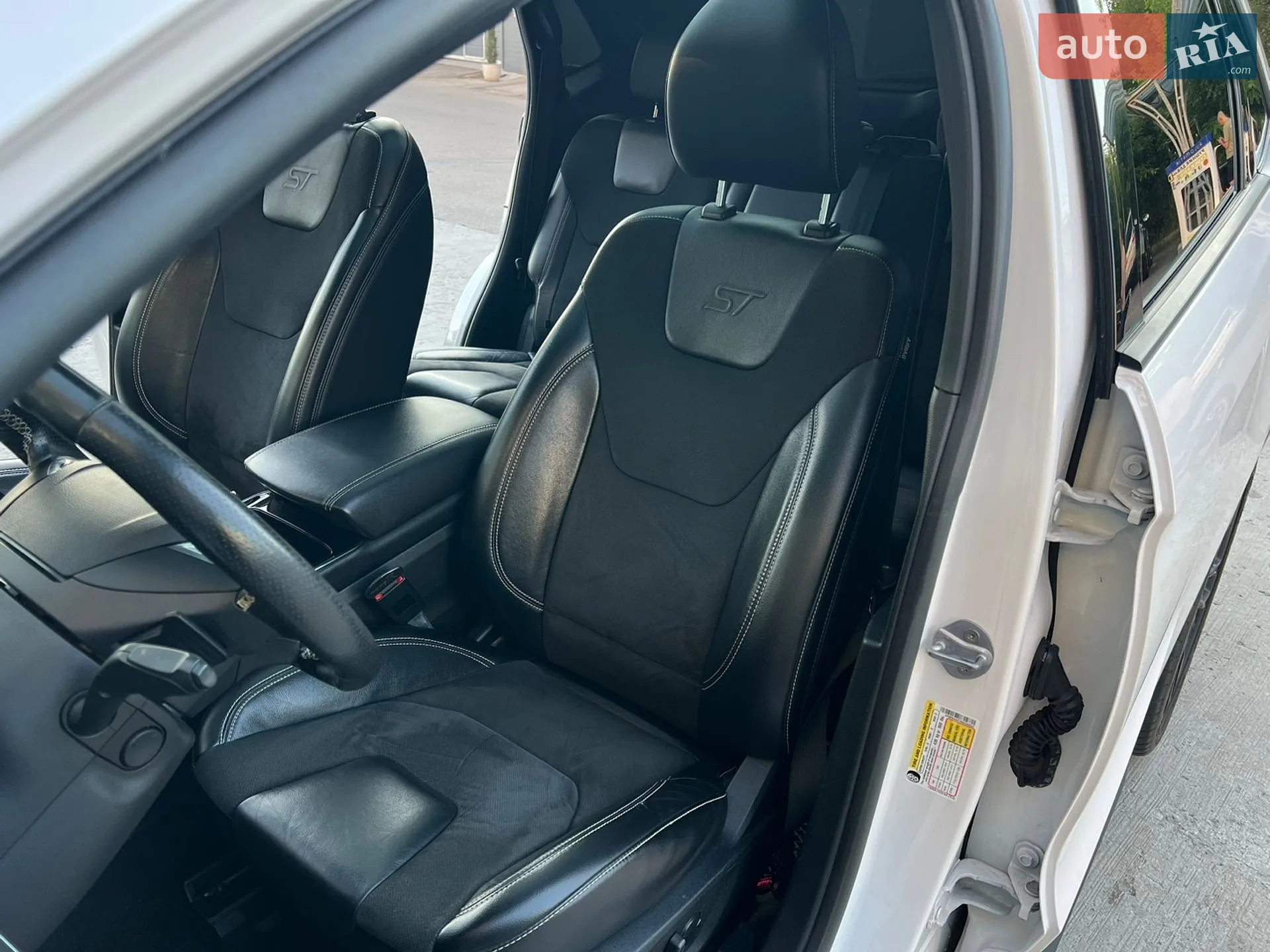 2019 Ford Edge - мініатюра 28