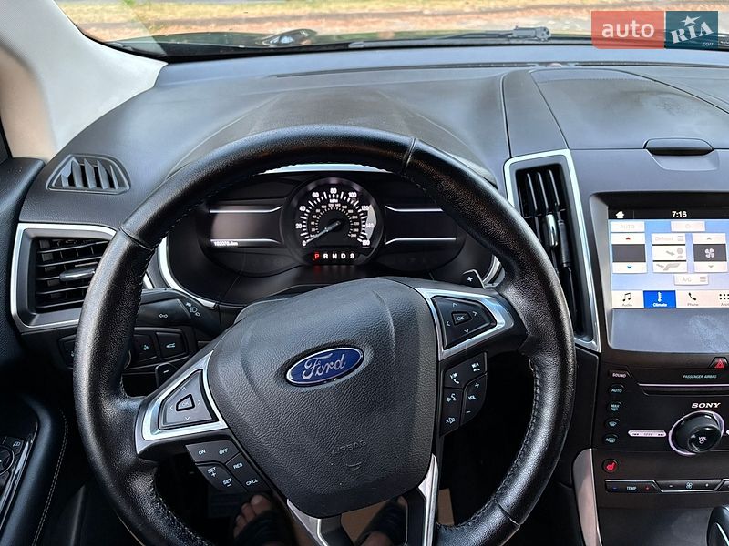 Внедорожник / Кроссовер Ford Edge 2016 в Дубно