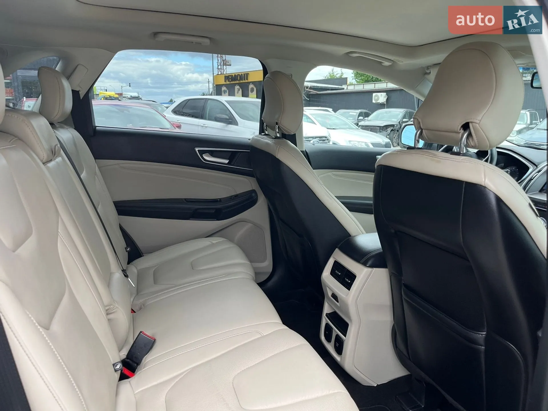 2019 Ford Edge - мініатюра 18