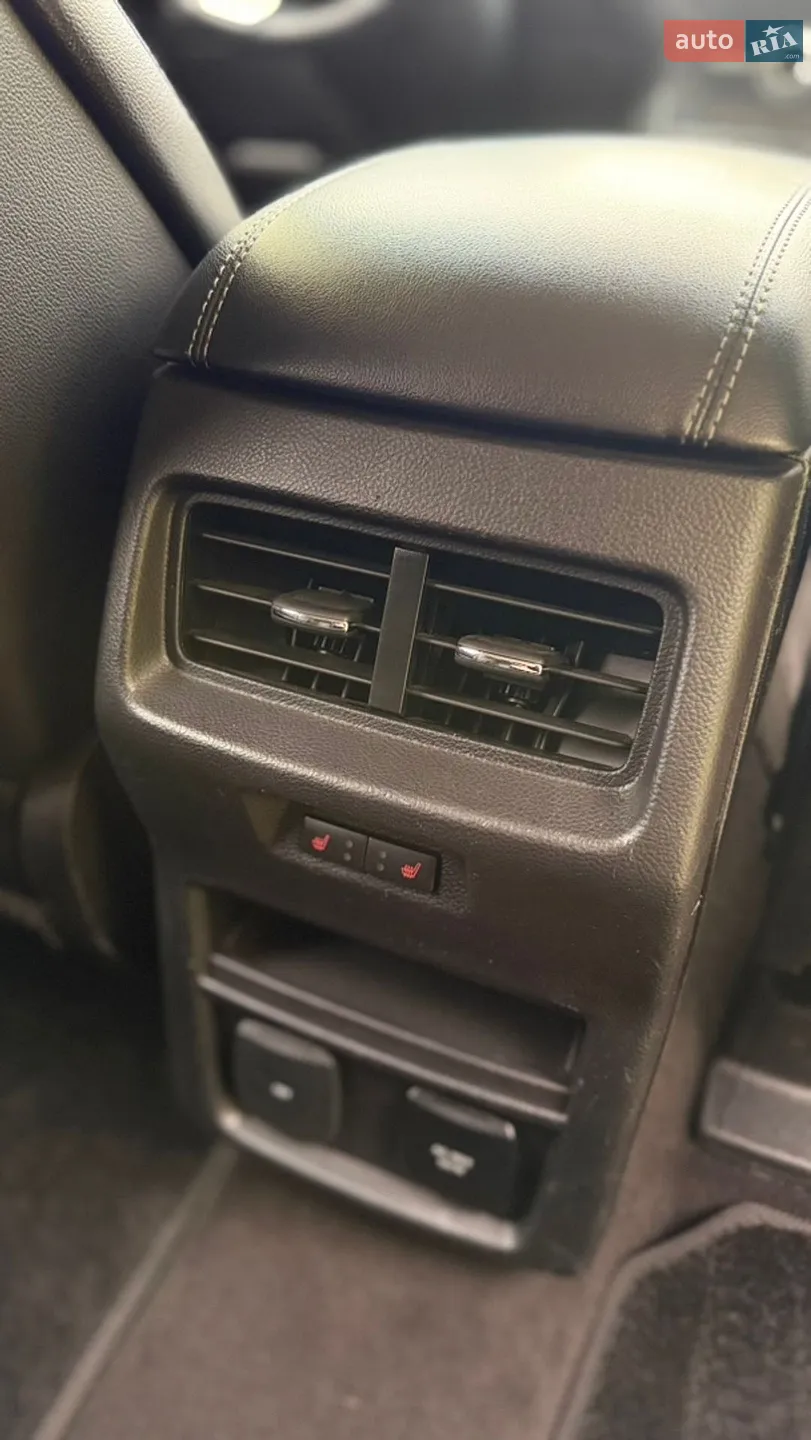 2019 Ford Edge - мініатюра 21