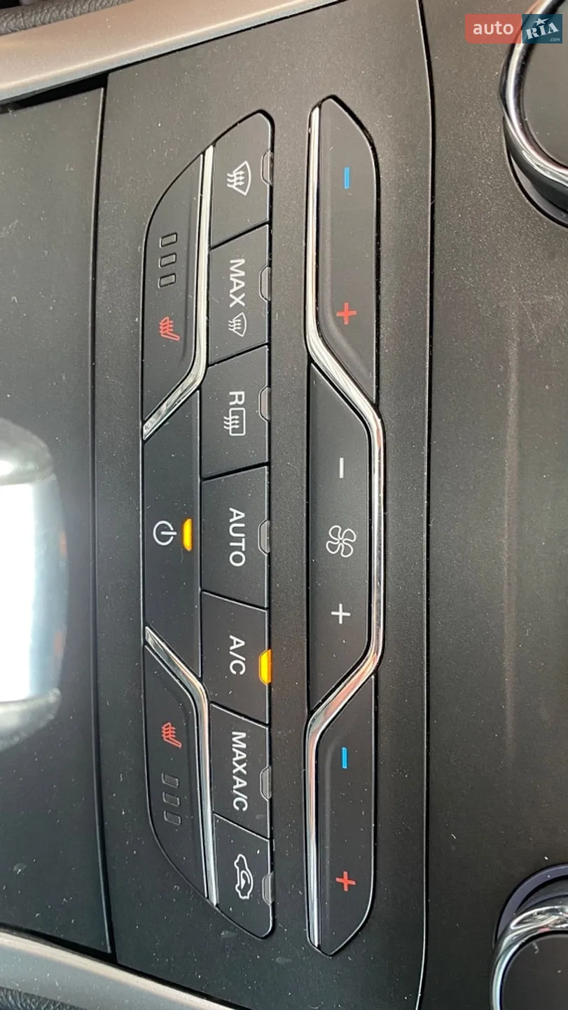 2017 Ford Edge - мініатюра 30