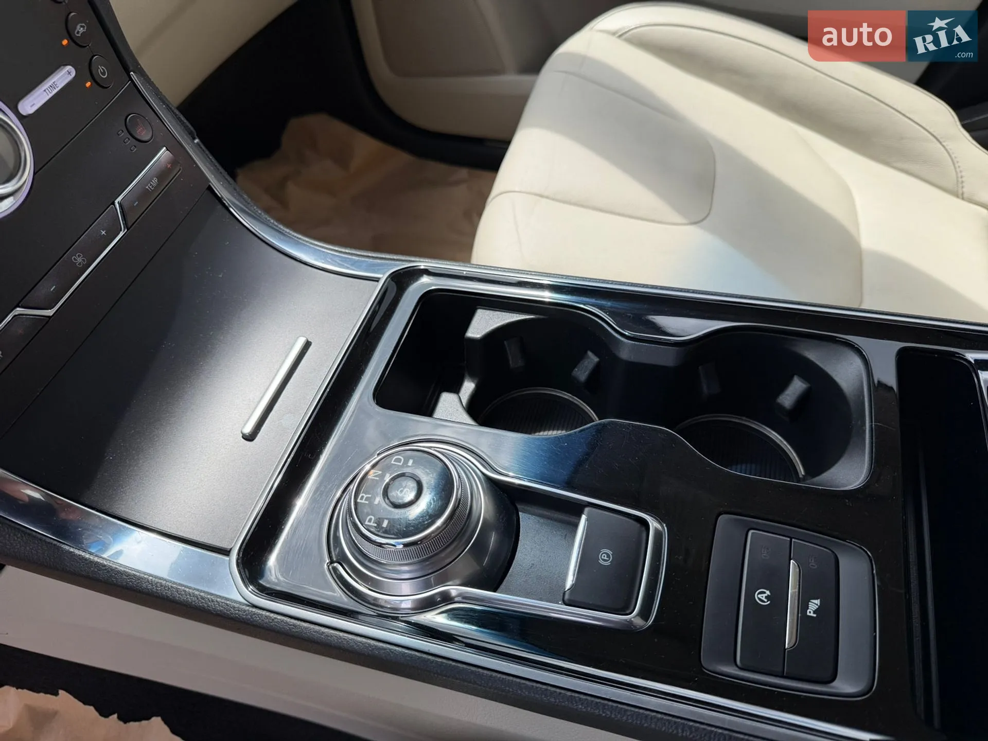 2020 Ford Edge - мініатюра 29