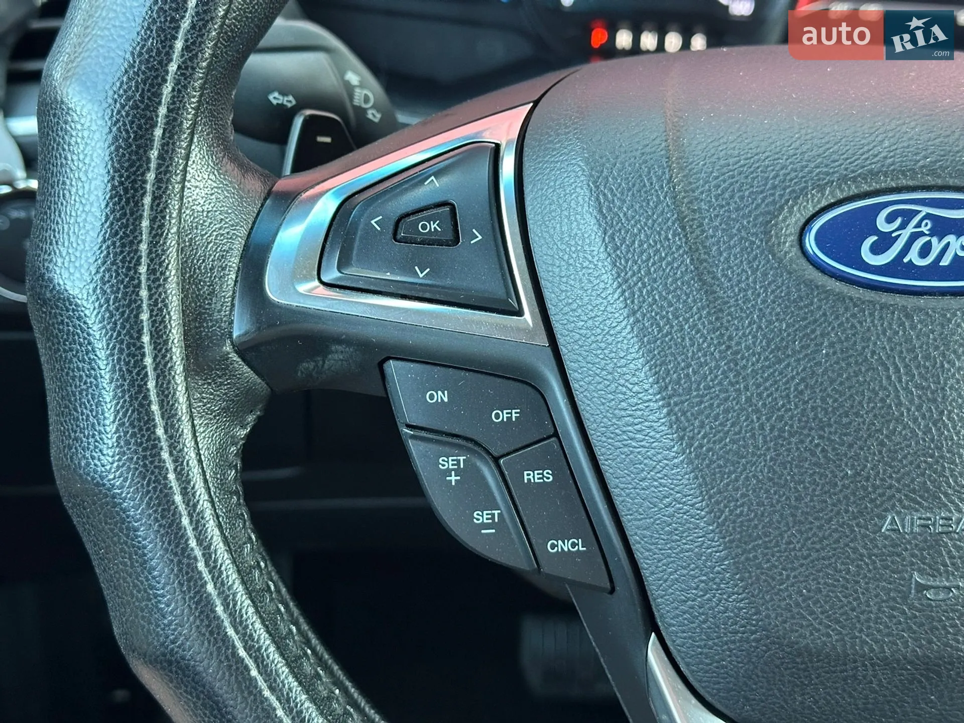 2017 Ford Edge - мініатюра 31