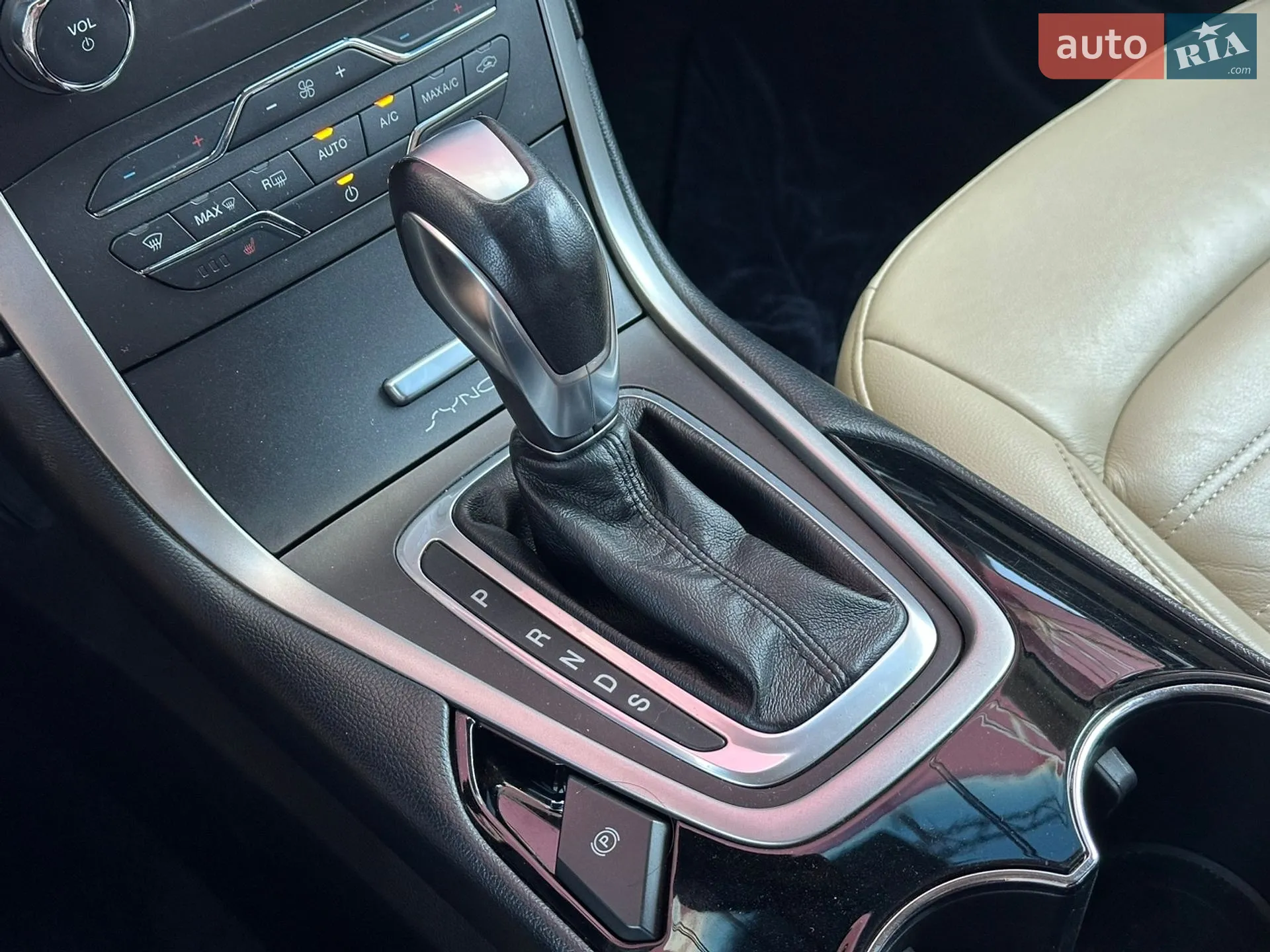 2017 Ford Edge - мініатюра 37
