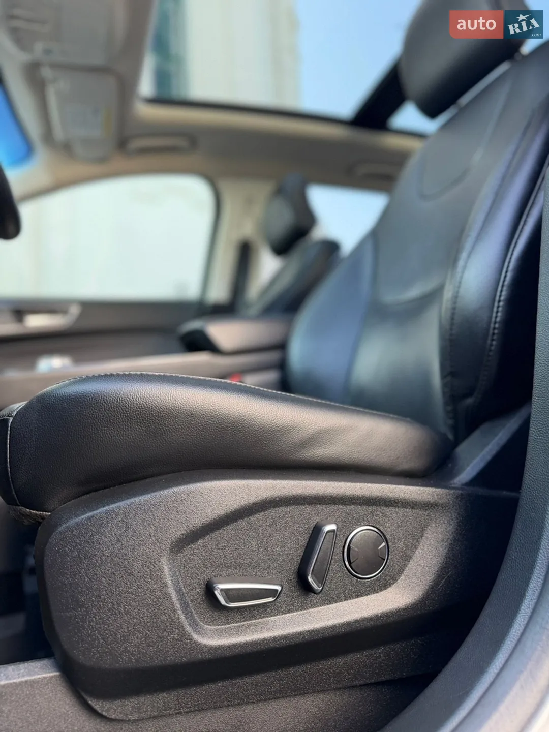 2019 Ford Edge - мініатюра 21