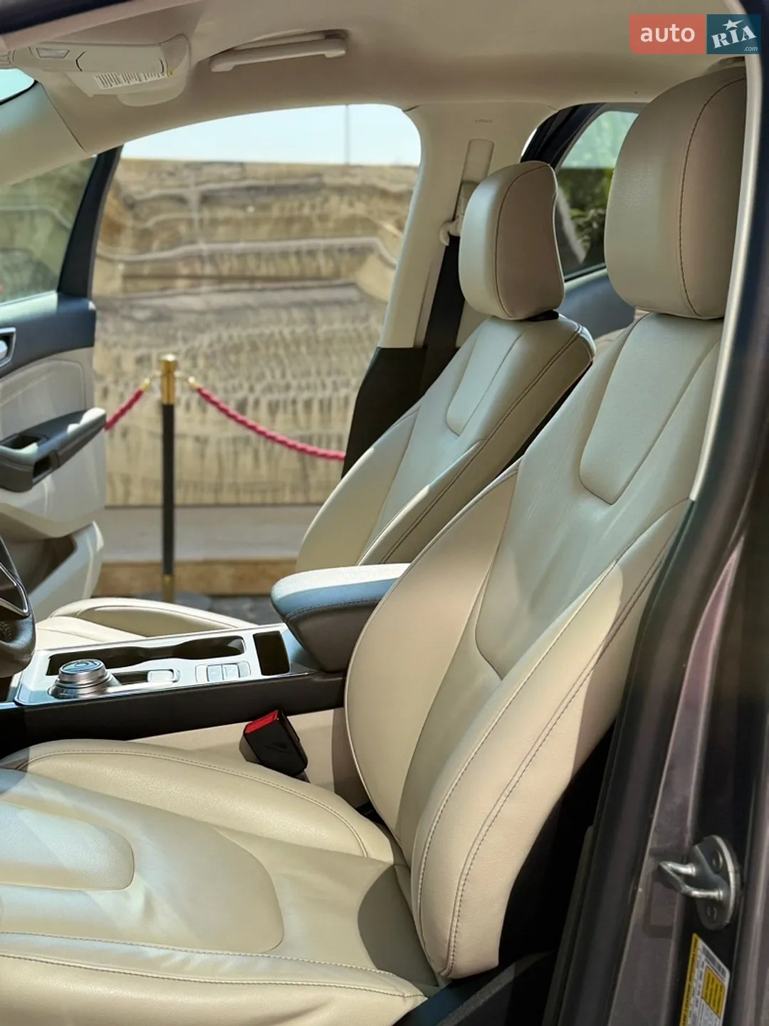 2021 Ford Edge - мініатюра 23