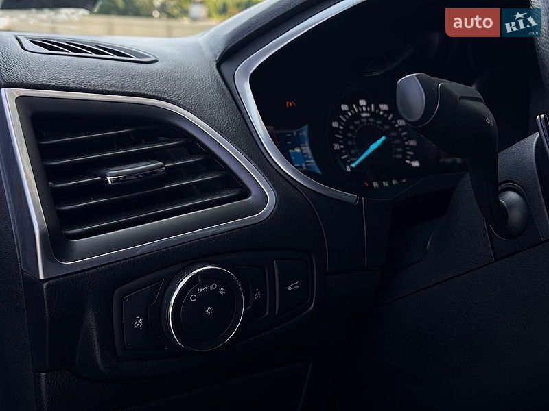 Позашляховик / Кросовер Ford Edge 2017 в Івано-Франківську