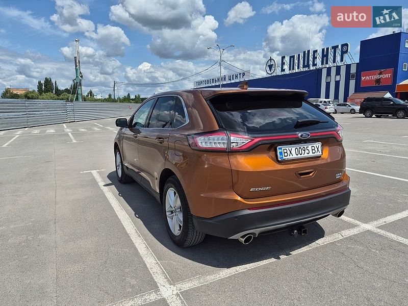 Внедорожник / Кроссовер Ford Edge 2017 в Каменец-Подольском