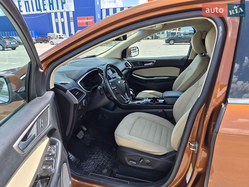 Внедорожник / Кроссовер Ford Edge 2017 в Каменец-Подольском
