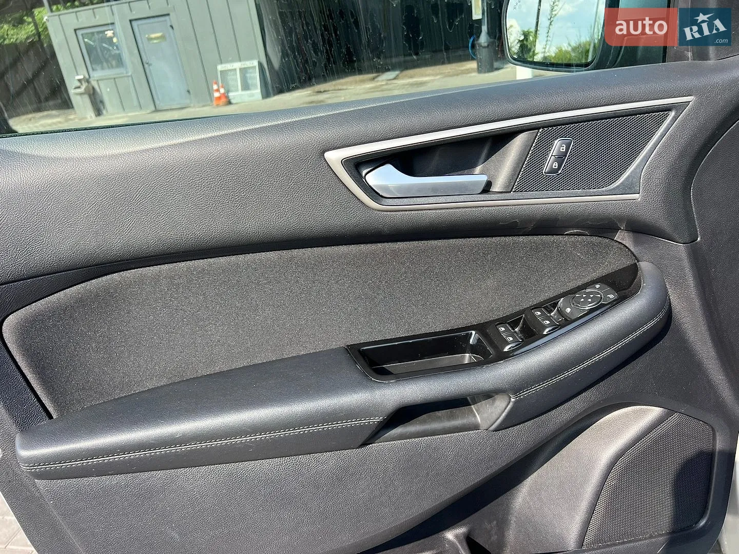 2019 Ford Edge - мініатюра 16