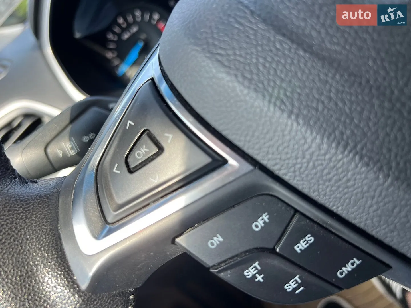 2019 Ford Edge - мініатюра 18