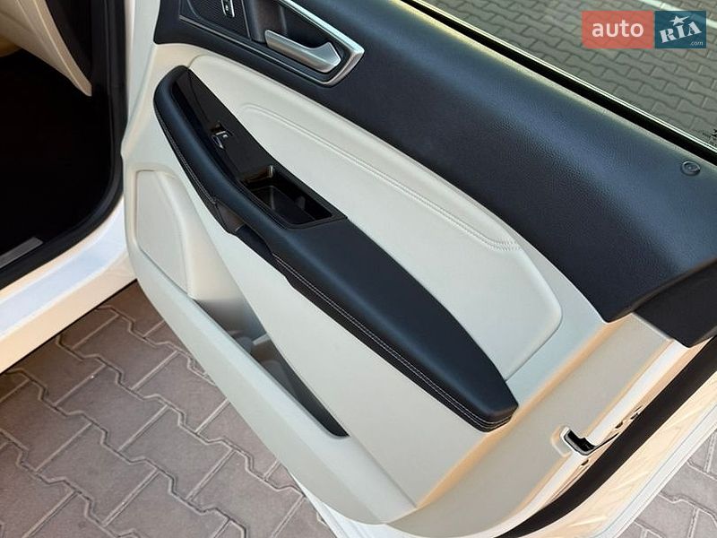 Внедорожник / Кроссовер Ford Edge 2020 в Киеве