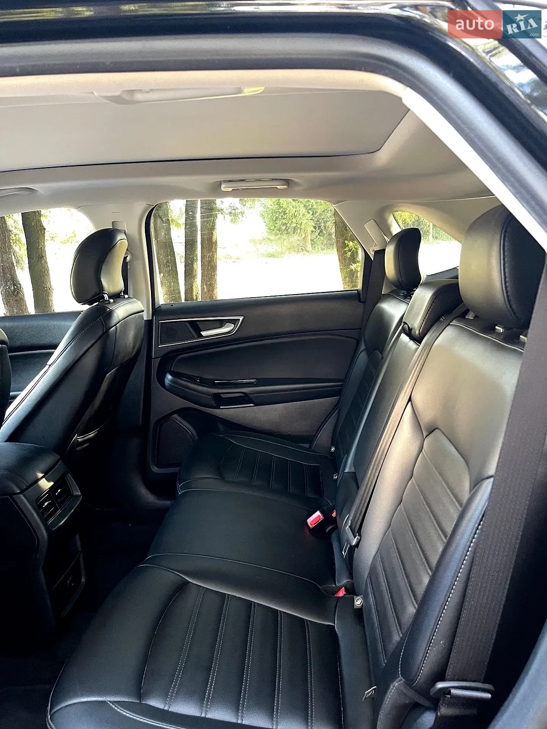 2019 Ford Edge - мініатюра 18