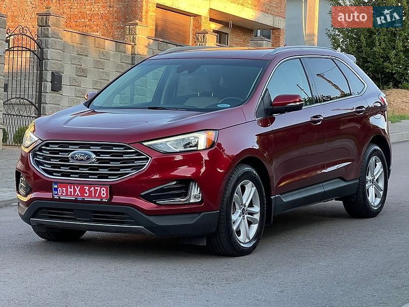 Позашляховик / Кросовер Ford Edge 2019 в Рівному