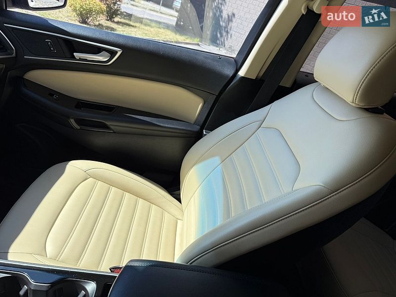 Позашляховик / Кросовер Ford Edge 2019 в Івано-Франківську