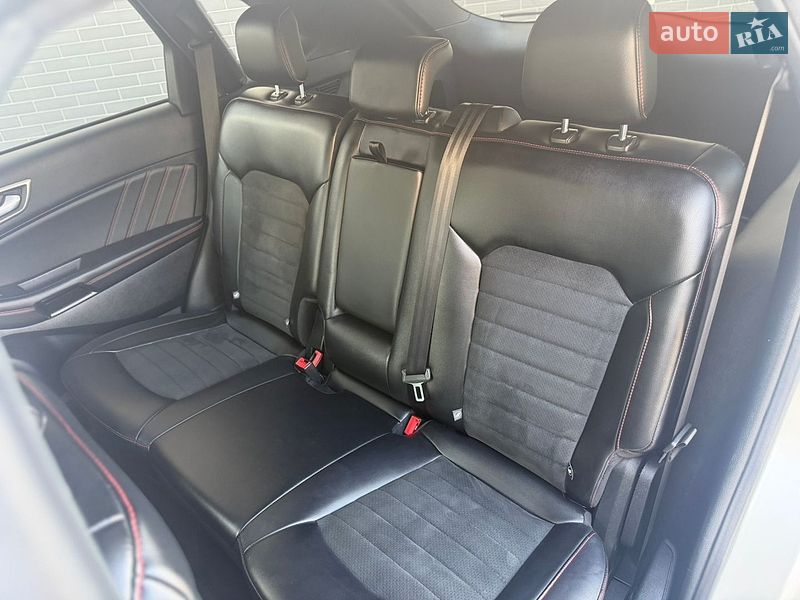Внедорожник / Кроссовер Ford Edge 2022 в Черновцах