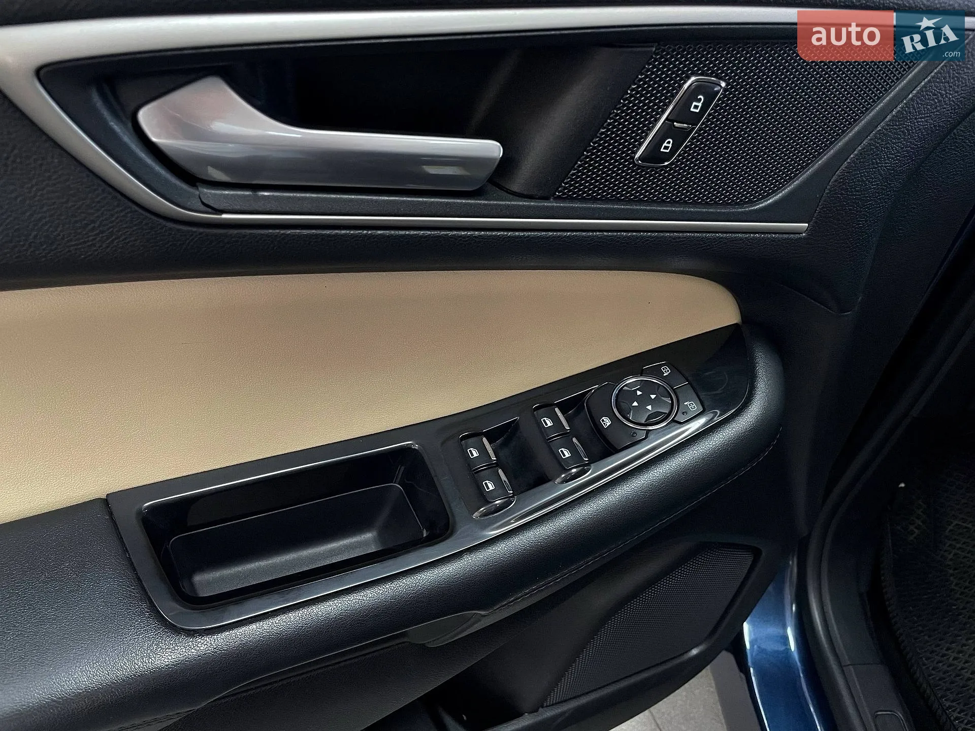 2017 Ford Edge - мініатюра 16