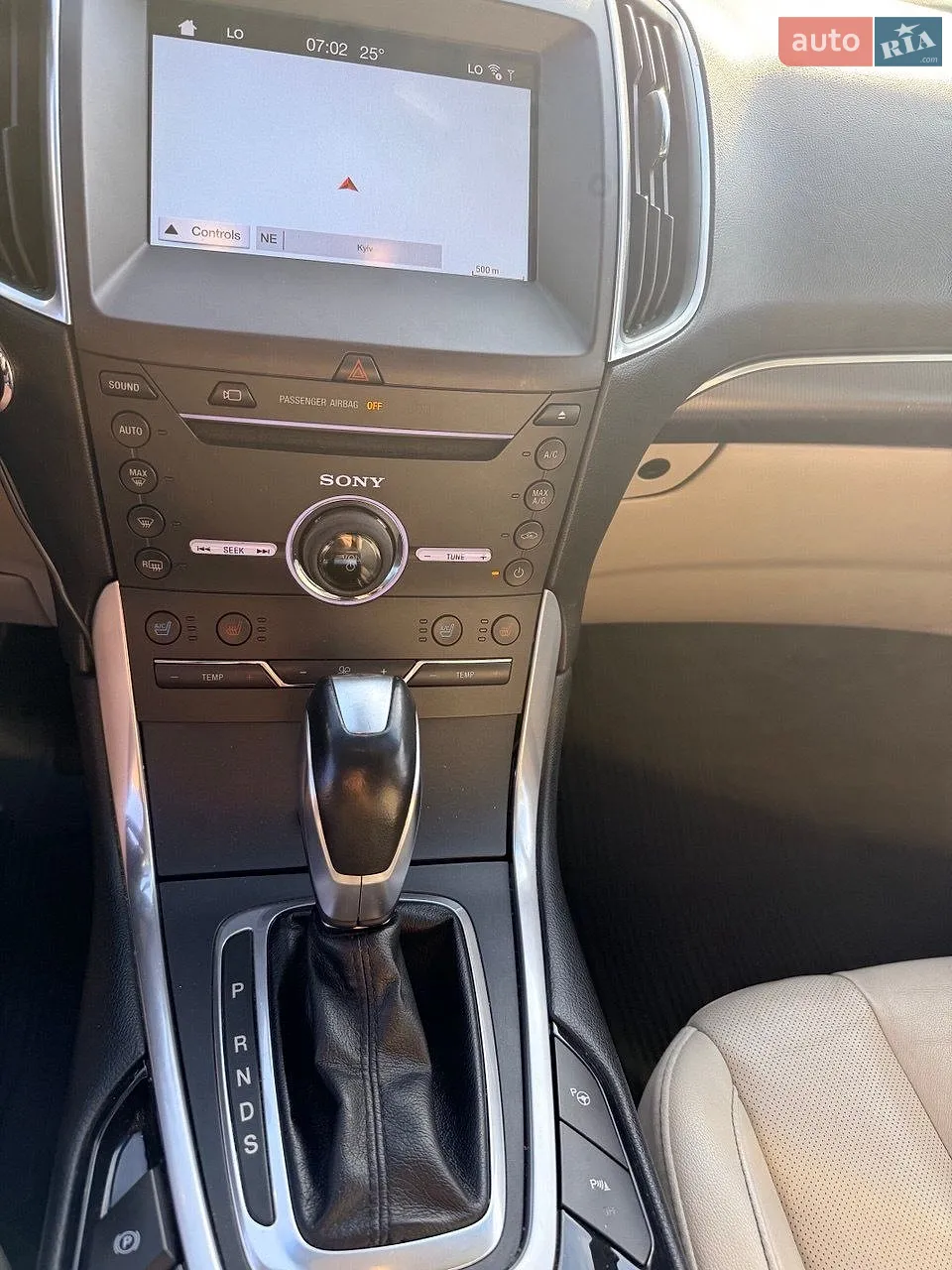2016 Ford Edge - мініатюра 16
