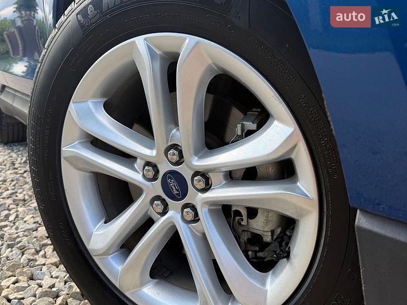 Внедорожник / Кроссовер Ford Edge 2019 в Ивано-Франковске