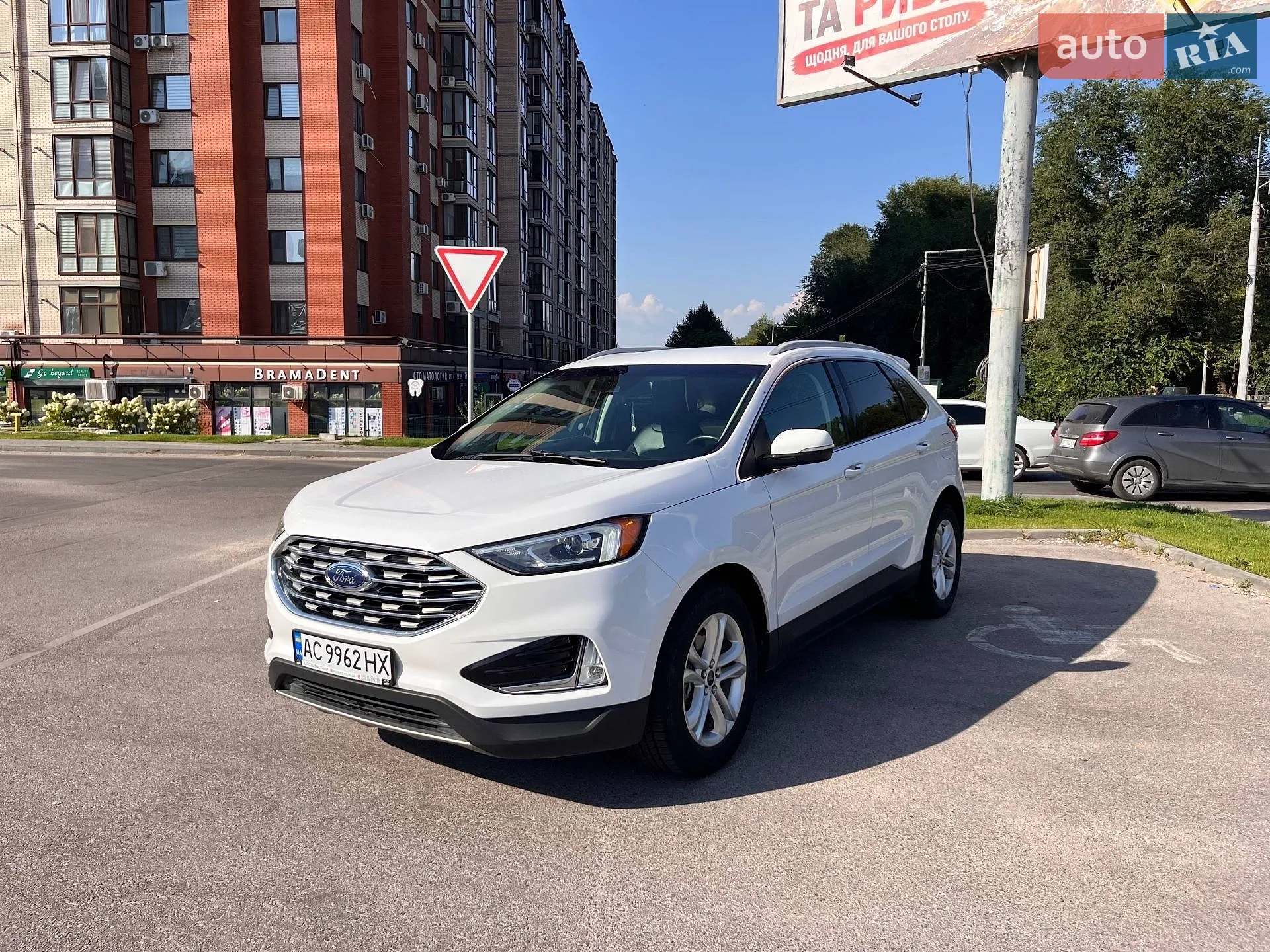 2020 Ford Edge - фото 1
