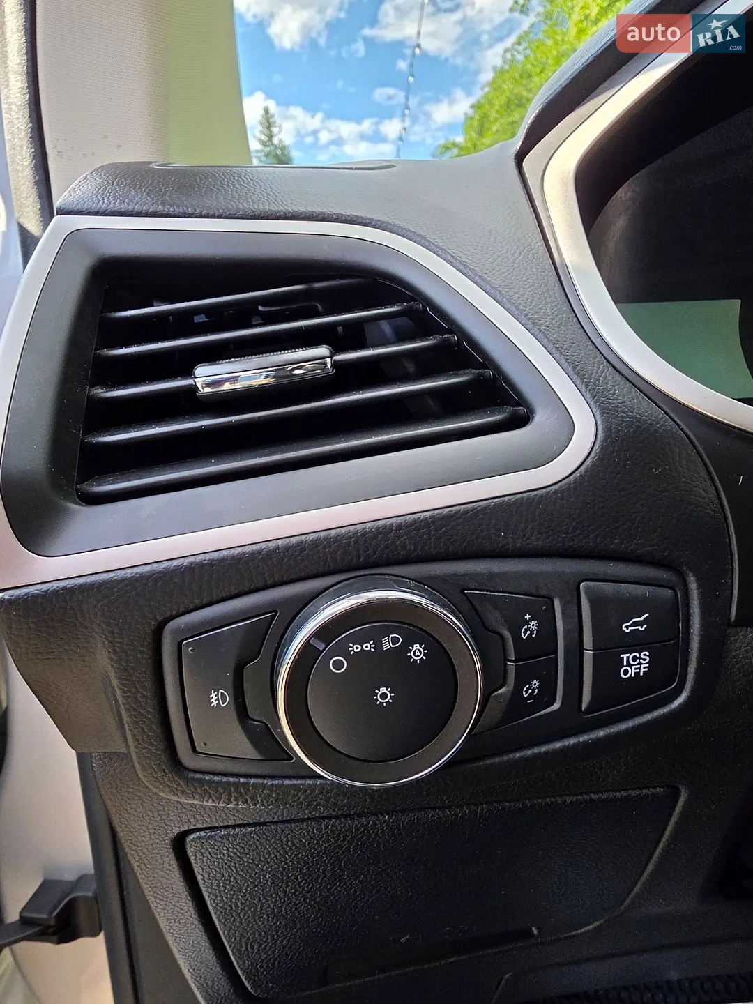 2019 Ford Edge - мініатюра 31