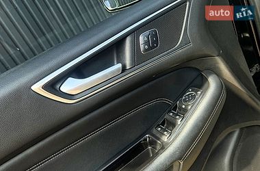 Внедорожник / Кроссовер Ford Edge 2016 в Николаеве