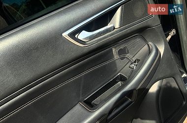 Внедорожник / Кроссовер Ford Edge 2016 в Николаеве