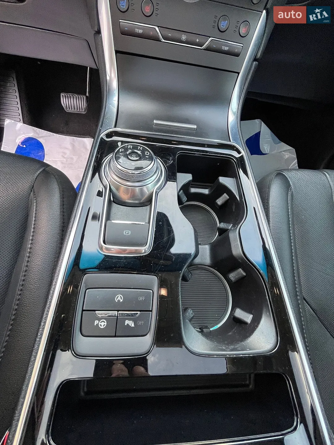 2019 Ford Edge - мініатюра 23