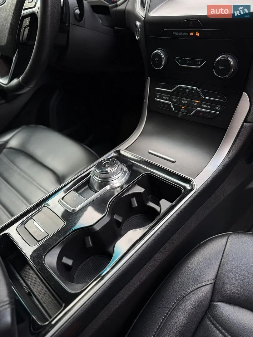 2019 Ford Edge - мініатюра 11