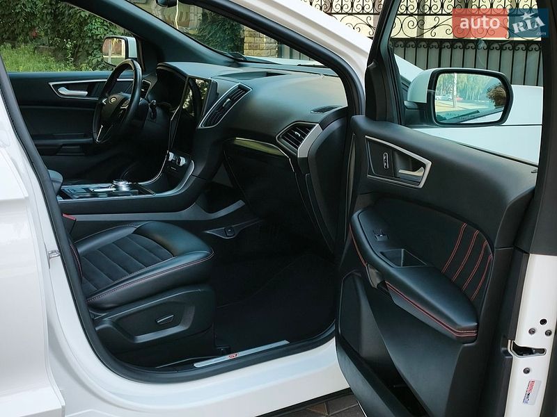 Позашляховик / Кросовер Ford Edge 2022 в Лубнах