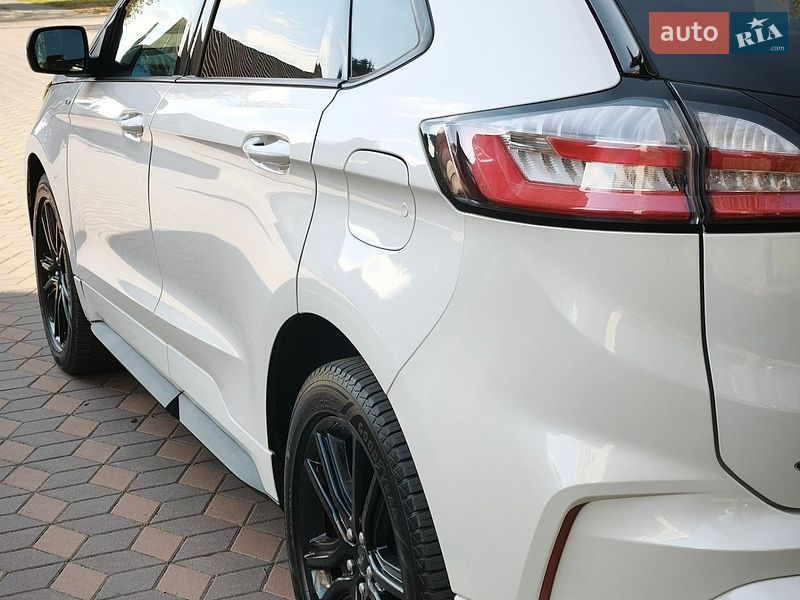 Позашляховик / Кросовер Ford Edge 2022 в Лубнах
