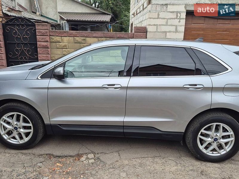 Внедорожник / Кроссовер Ford Edge 2022 в Луцке