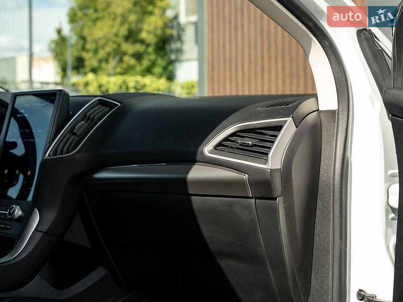Позашляховик / Кросовер Ford Edge 2023 в Чернівцях
