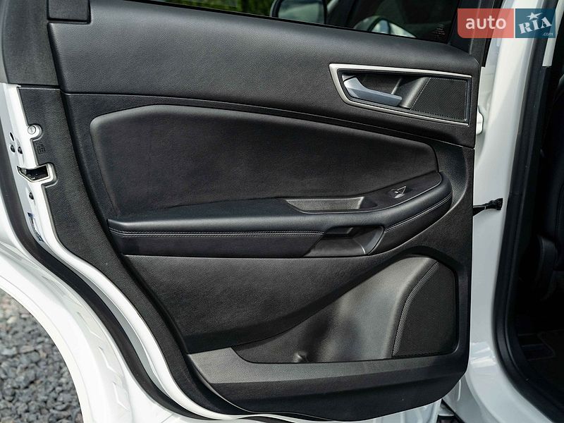 Позашляховик / Кросовер Ford Edge 2023 в Чернівцях