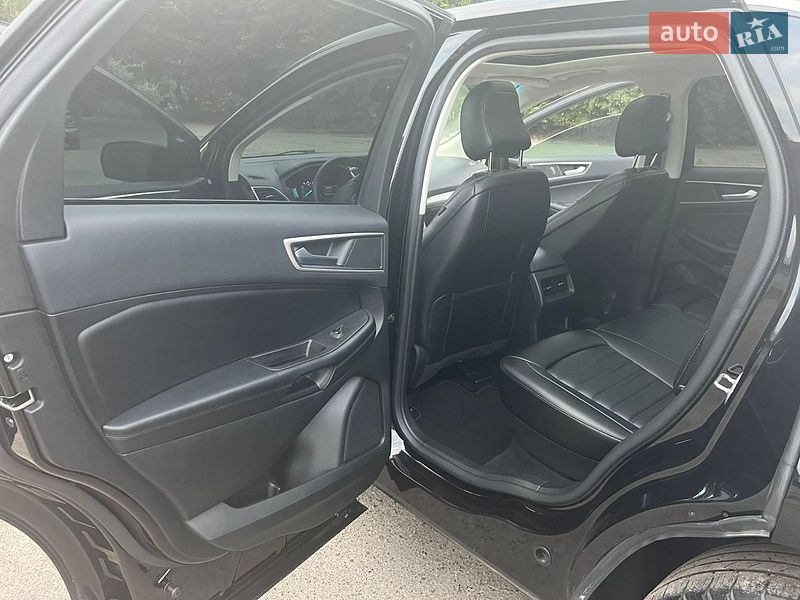 Позашляховик / Кросовер Ford Edge 2022 в Острозі