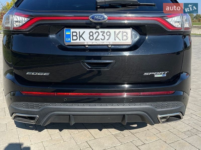 Позашляховик / Кросовер Ford Edge 2016 в Здолбуніві