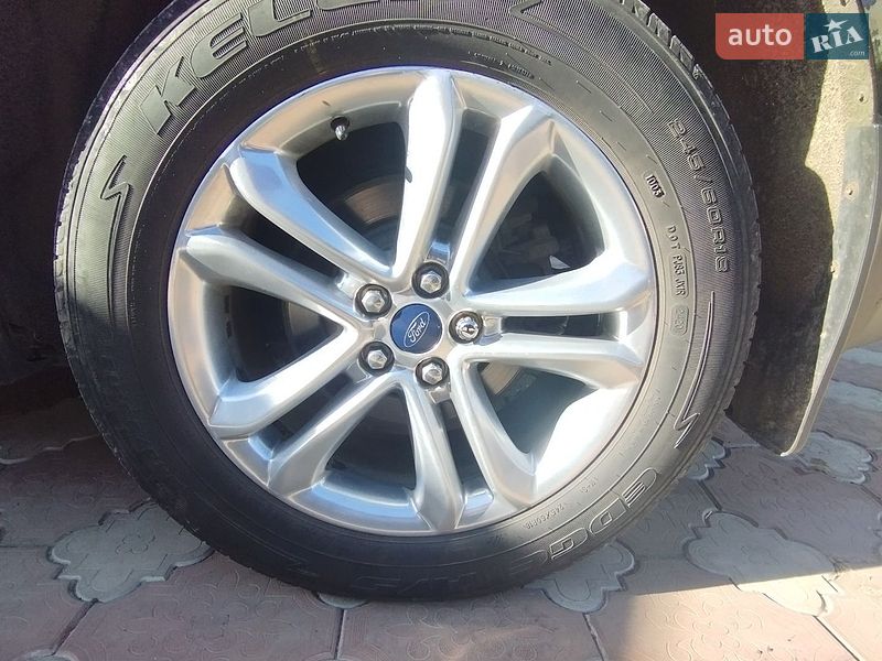 Внедорожник / Кроссовер Ford Edge 2016 в Сахновщине