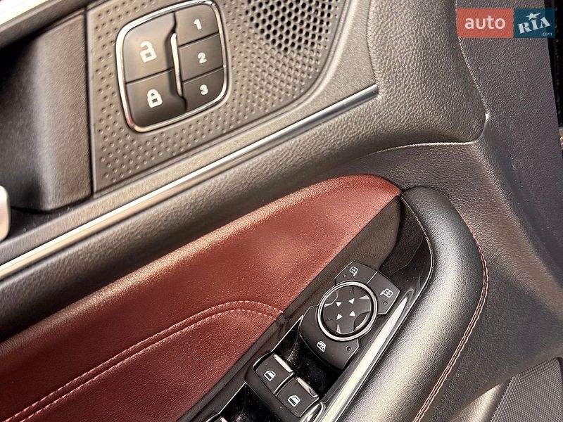 Позашляховик / Кросовер Ford Edge 2020 в Сумах